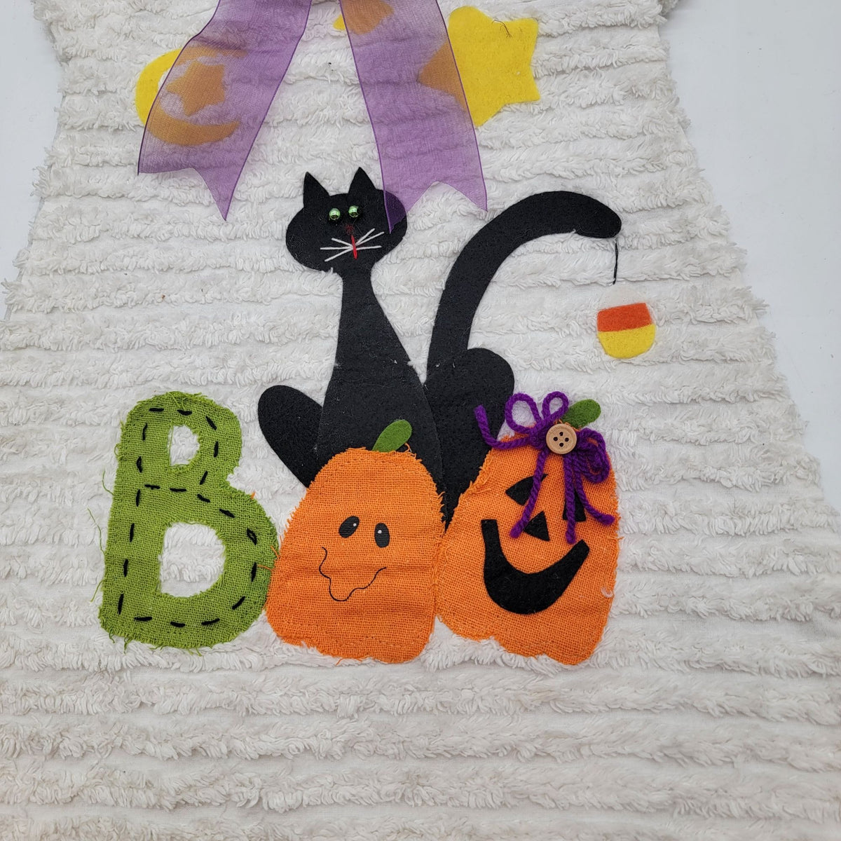 Chenille Ghost Halloween Wall Hanging With Cat & Pumpkins