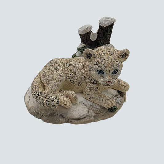 1995 The Hamilton Collection "Snow Leopard" Sculpture Figurine