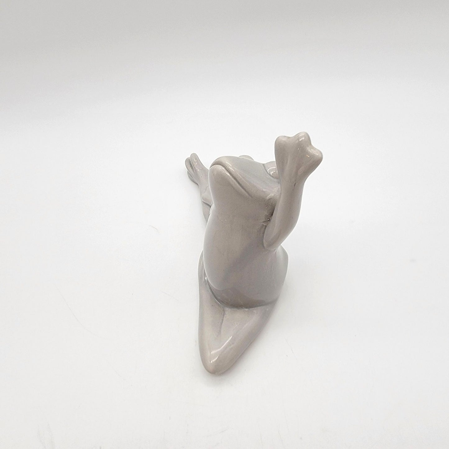 Stretching Yoga Frog Statue