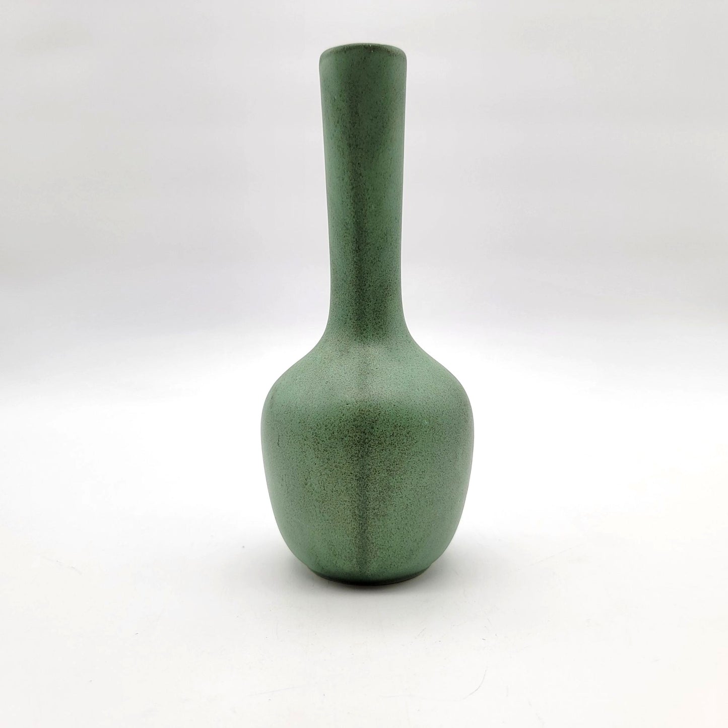 Vintage Geranium Green Royal Haeger Pottery Vase