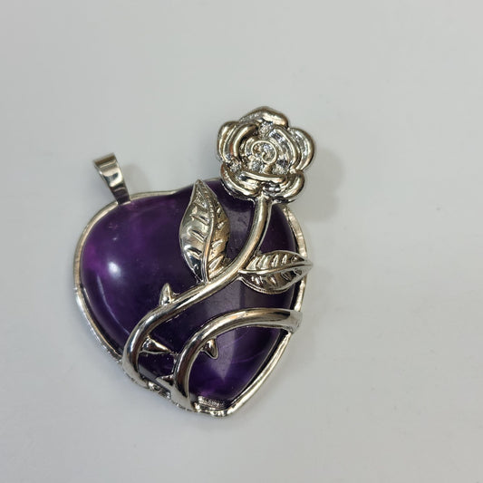 Heart-Shaped Amethyst Gemstone Pendant With Silver-Plated Rose Design