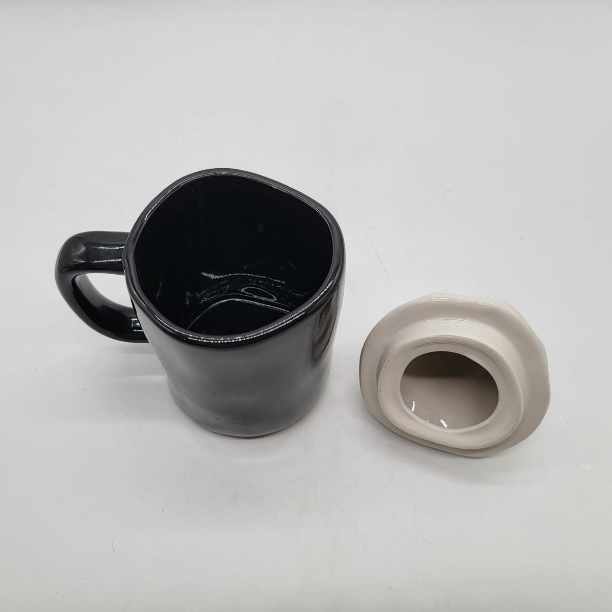 Rae Dunn Spooky Halloween Black Mug With Ghost Topper