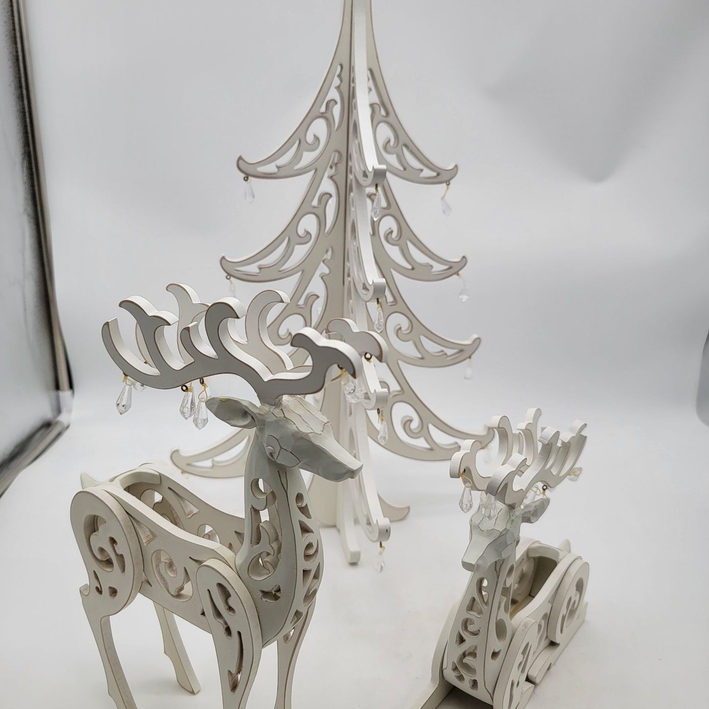 Grandeur Noel Wood Filigree Tree & Deer Set 2003 Collectors Edition