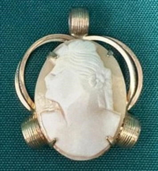 Art Deco Cameo Pendant