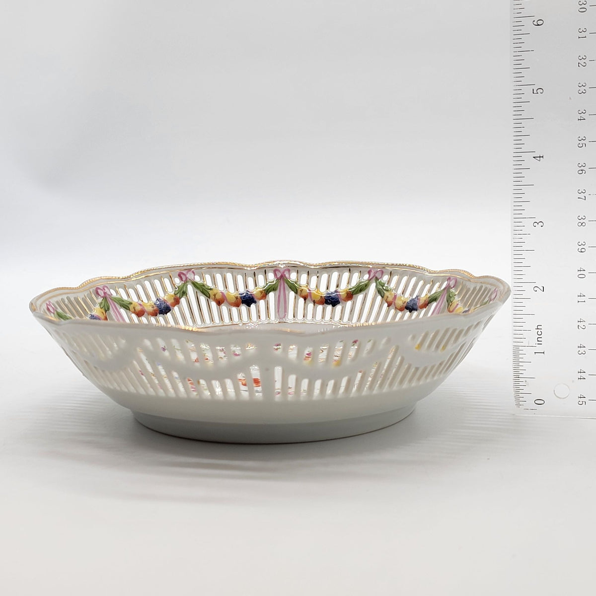 Porzellanmanufaktur Rudolf Wächter Bavaria Porcelain Reticulated Bowl