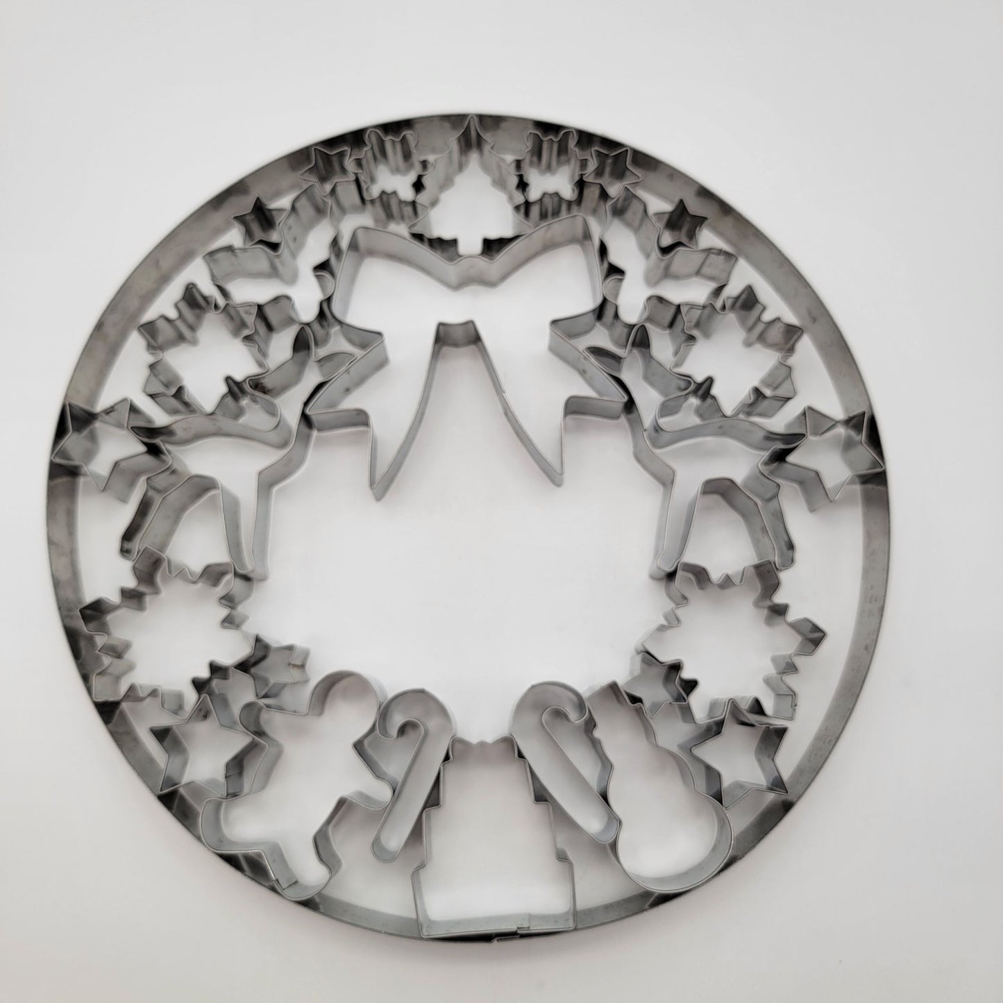 Williams Sonoma Christmas Wreath Cookie Cutter