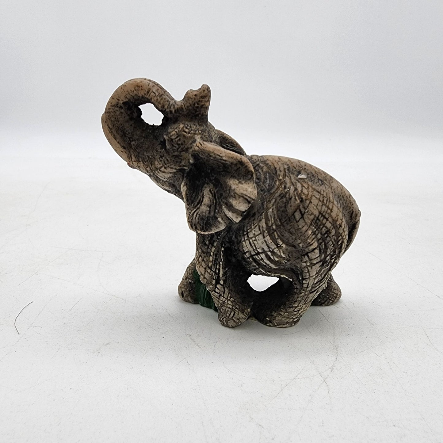 Vintage Small  Elephant Figurine
