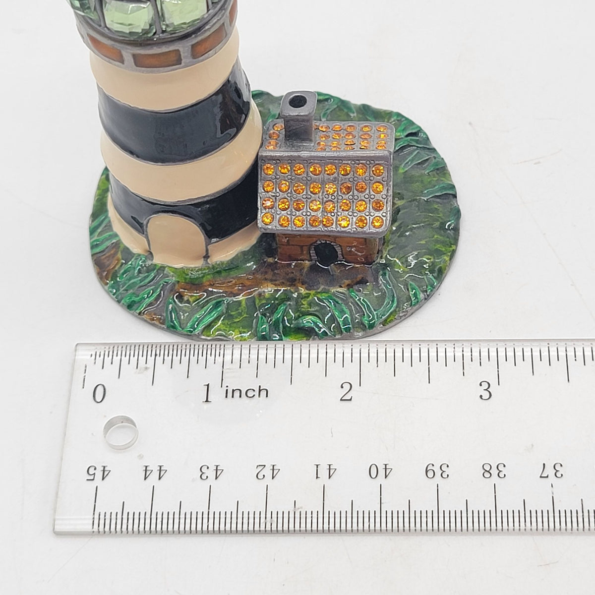 Objet d'art Old Salt Lighthouse Trinket Box No. 132