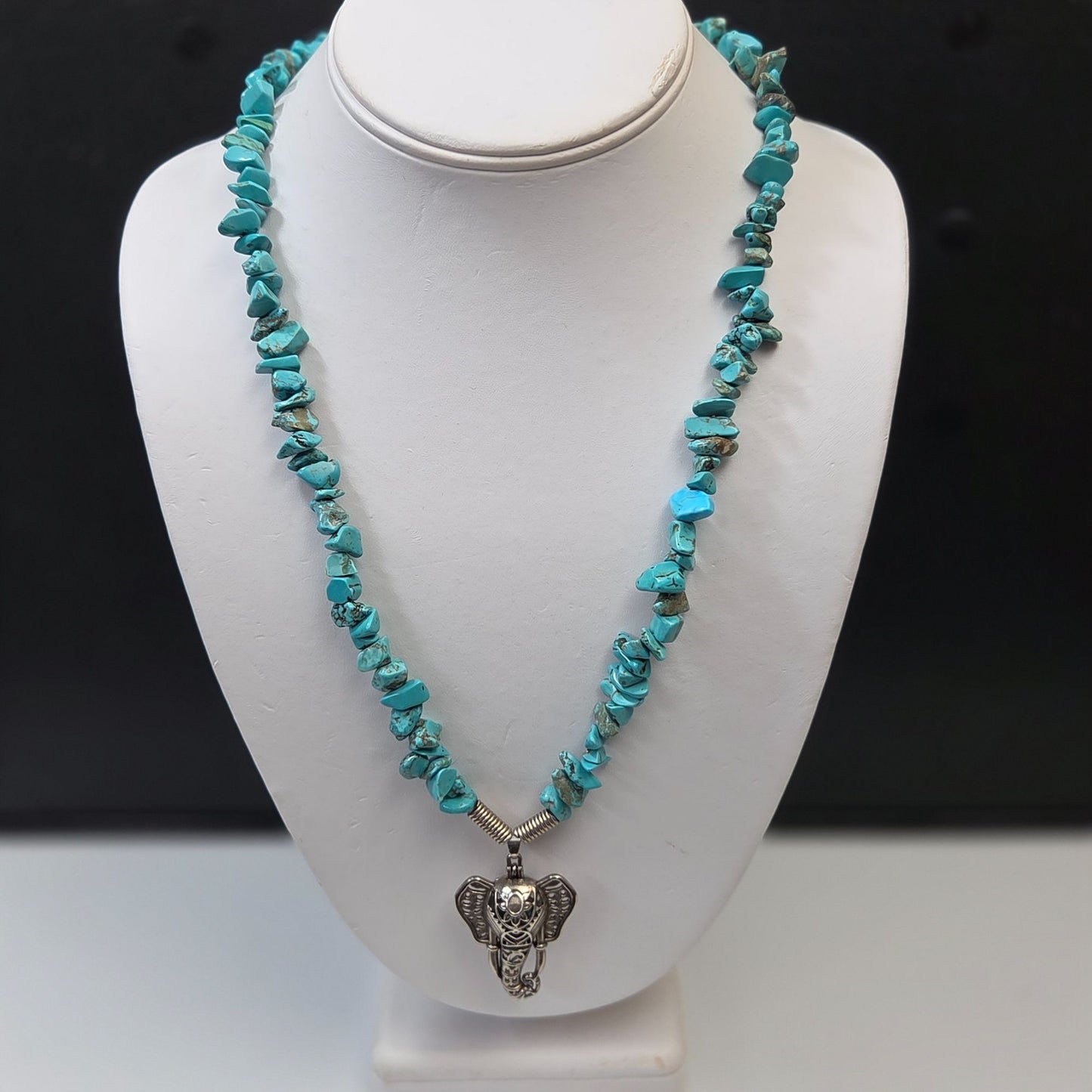 Penobscot Nation Native American 925 Elephant Pendant Turquoise Stone Chip Necklace 21.5"