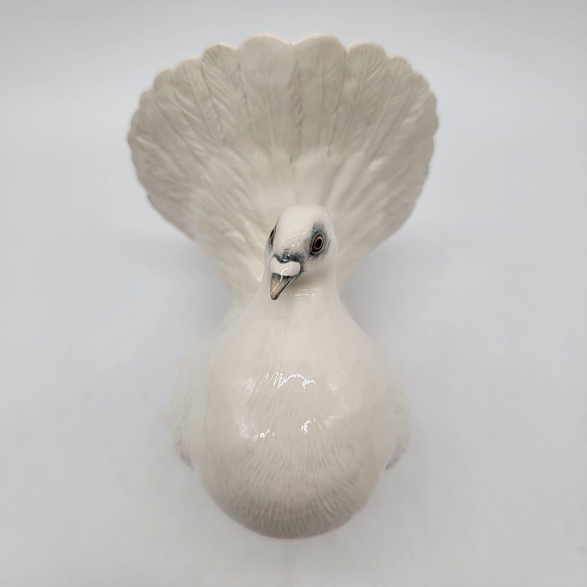 Beswick Fantail Pigeon Porcelain Figurine Model #1614