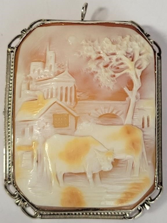 Antique Cameo with Cows 14K