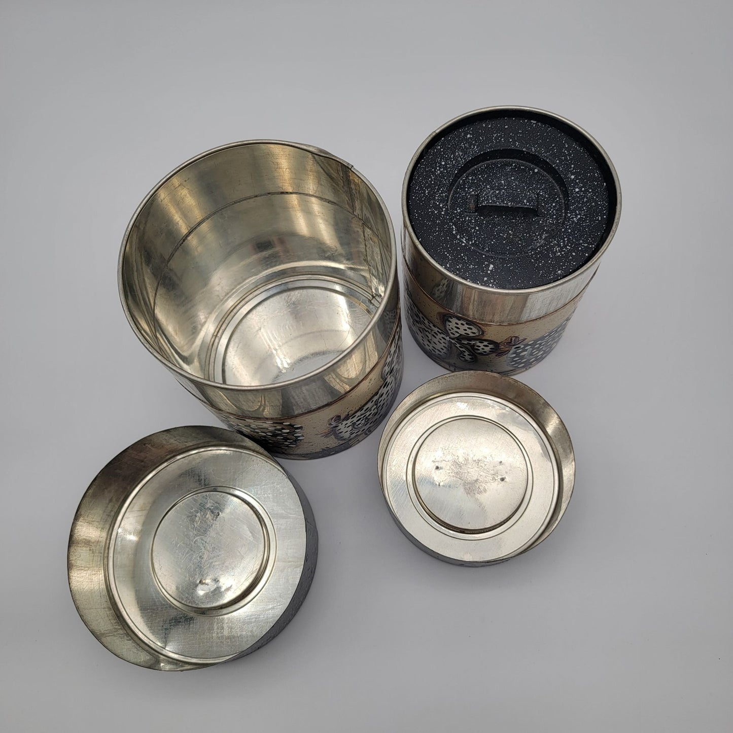 Vintage Chicken Nesting Tin Canister Set Of 3