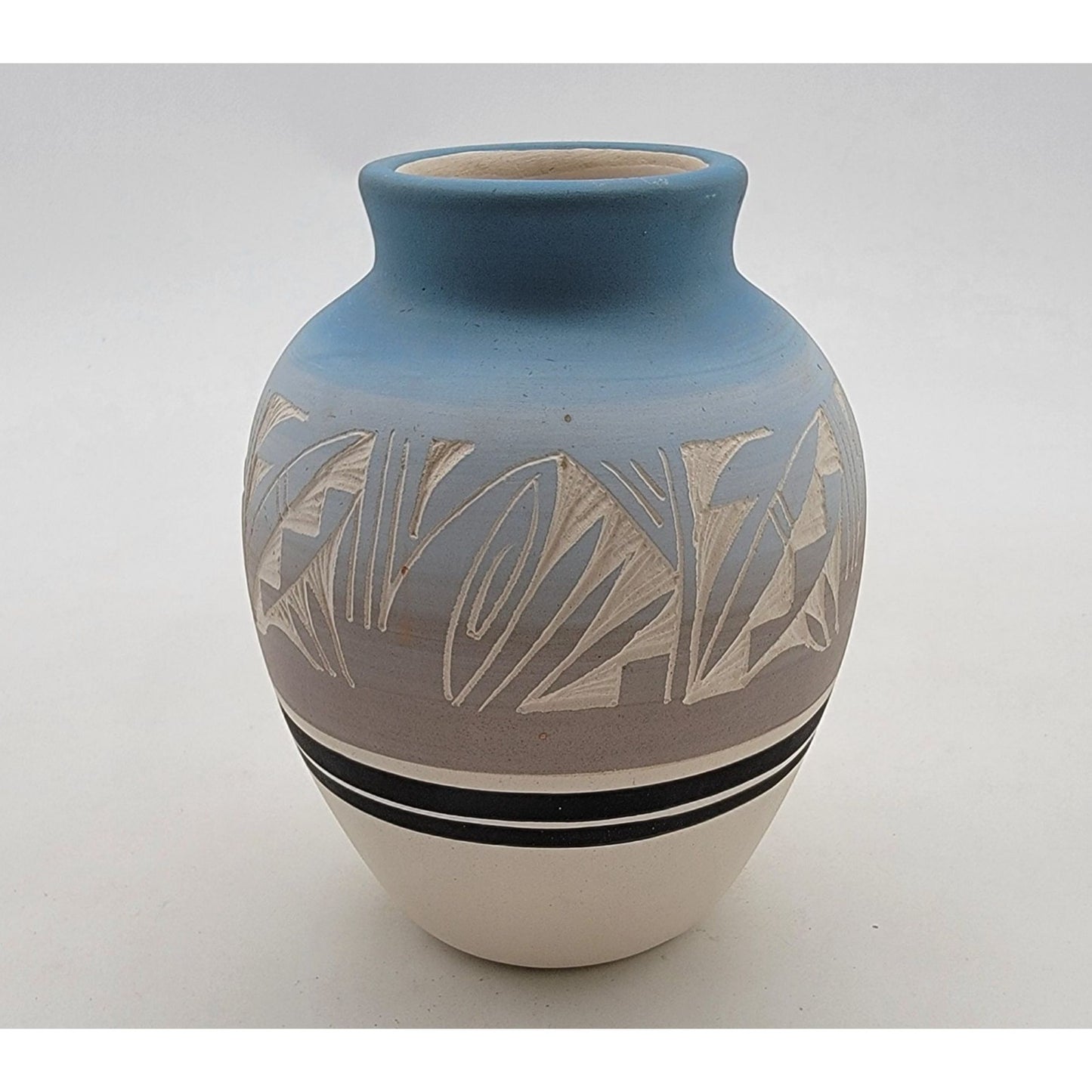 Vintage Ute Mountain Pueblo Pottery Vase Signed Talk