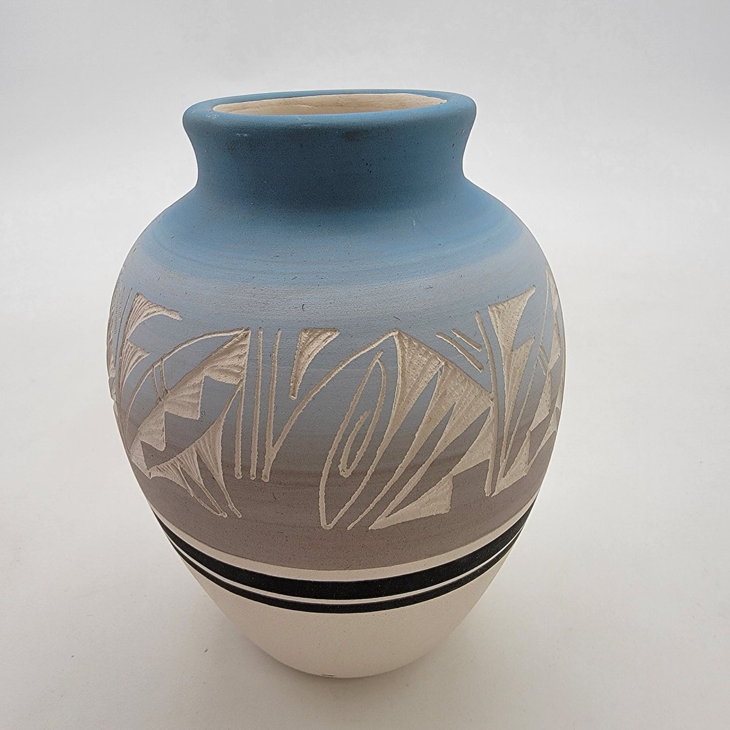 Vintage Ute Mountain Pueblo Pottery Vase Signed Talk