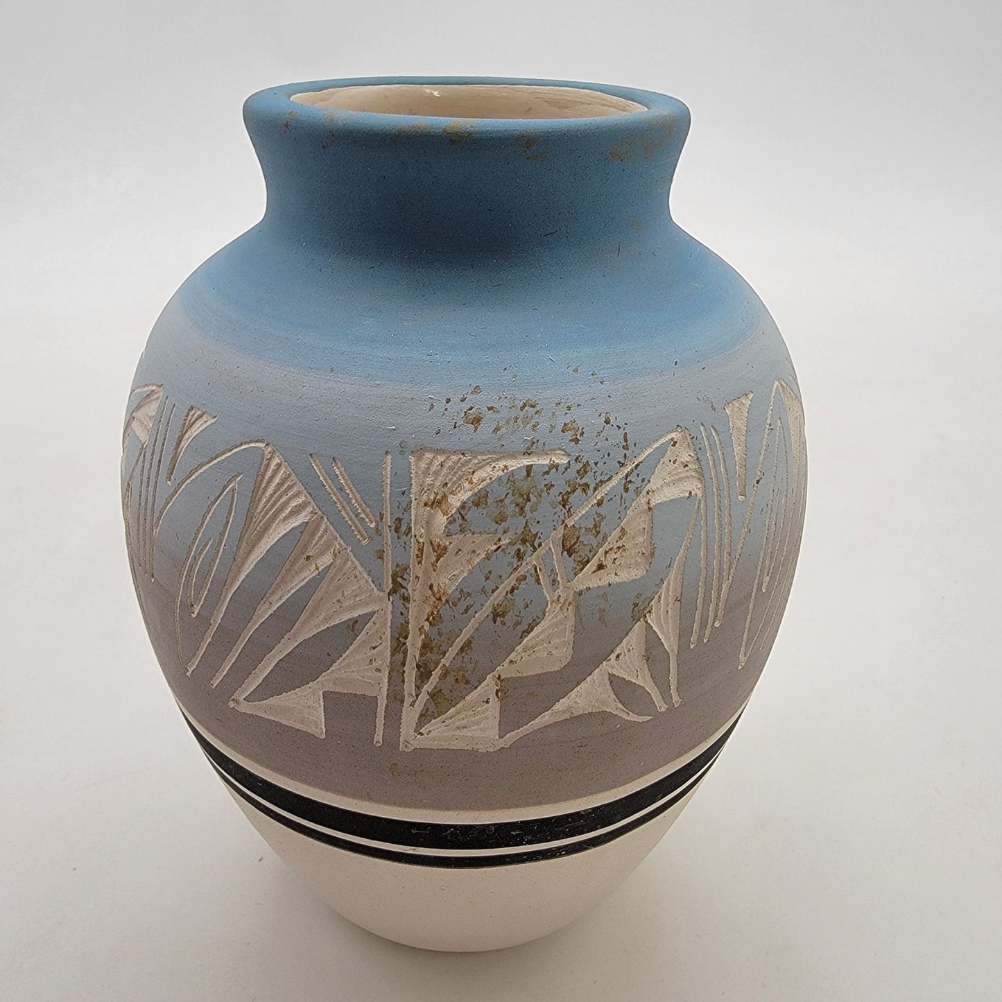 Vintage Ute Mountain Pueblo Pottery Vase Signed Talk