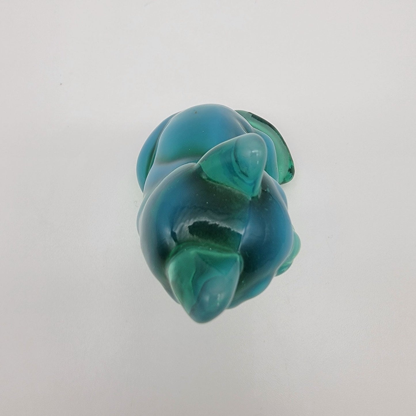 Fenton Green Opalescent Art Glass Sitting Cat Sculpture