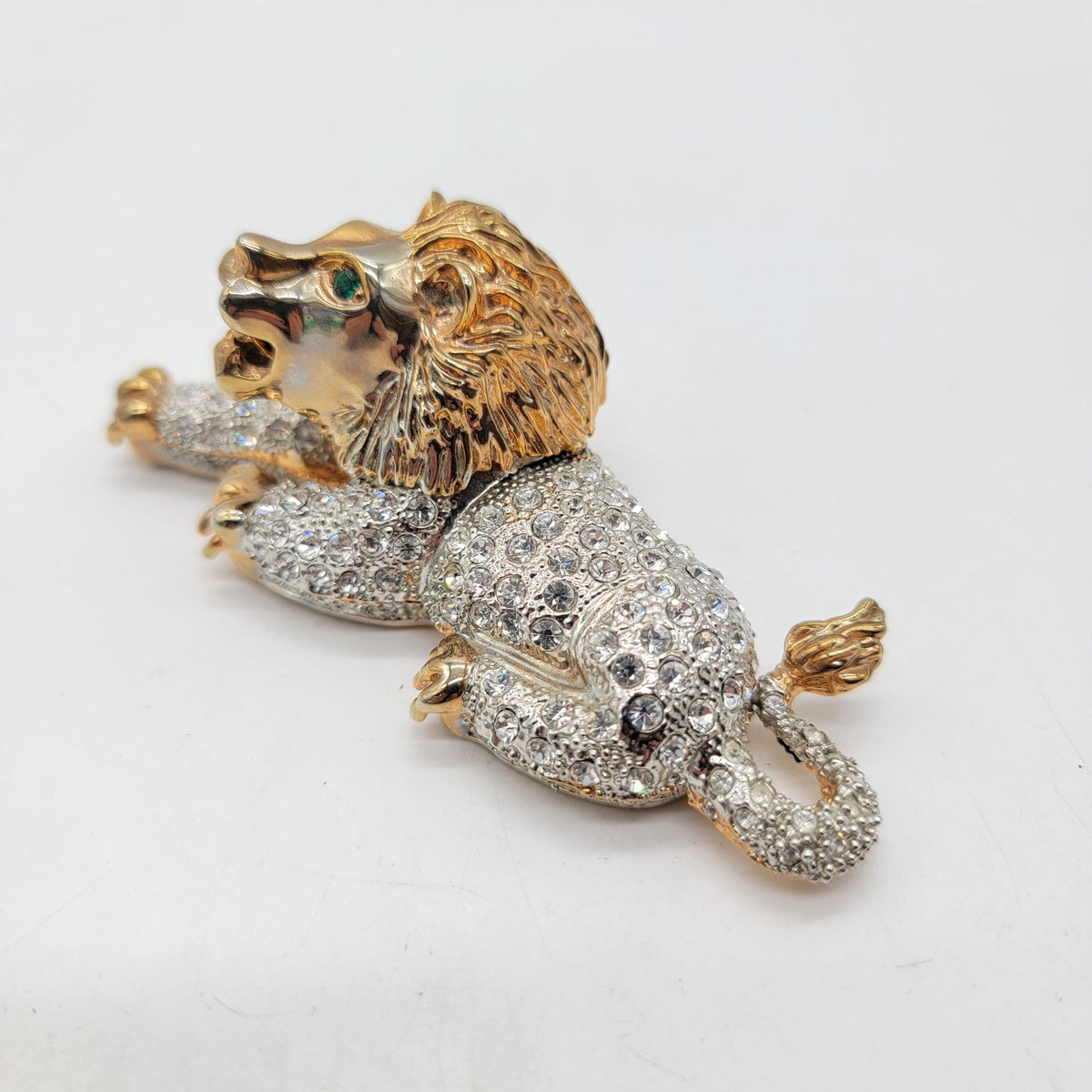 Vintage White Crystal Rhinestone Lion Trinket Box