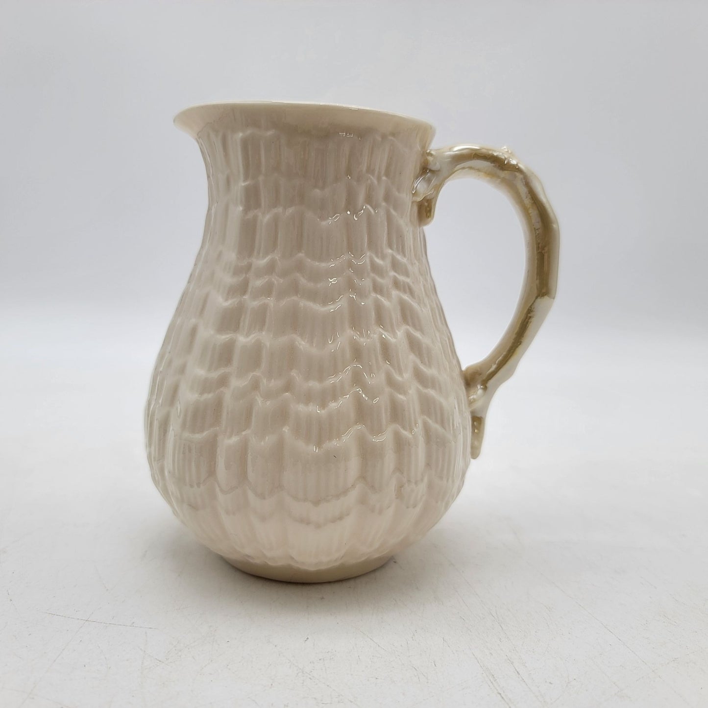 Belleek Milk Jug 18 Oz Tridacna Yellow No Trim with Box
