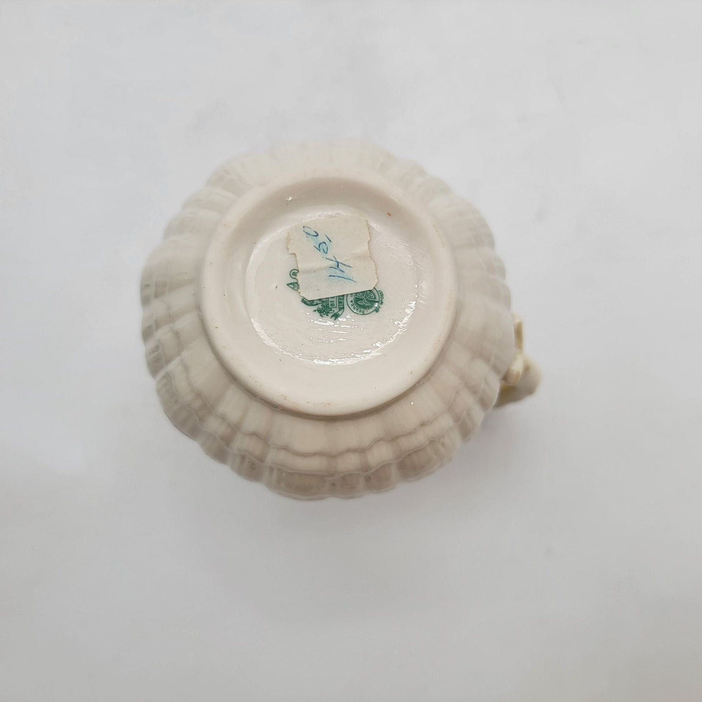 Belleek Milk Jug 18 Oz Tridacna Yellow No Trim with Box
