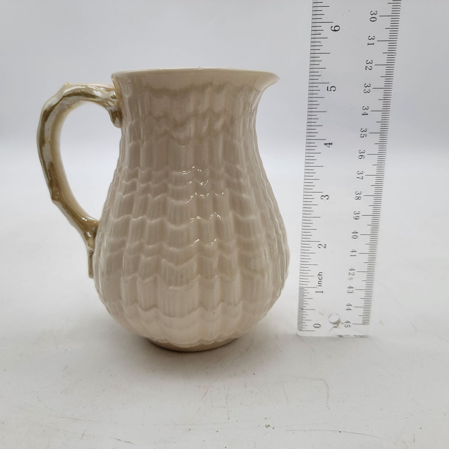 Belleek Milk Jug 18 Oz Tridacna Yellow No Trim with Box