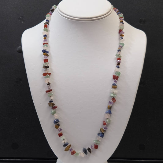 Vintage Gemstone Chips Beaded Necklace