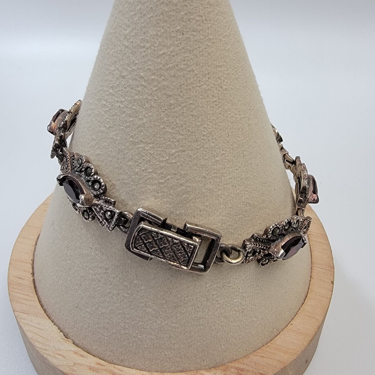 Art Deco 925 Sterling Silver Marcasite & Garnet Bracelet Size 6.75