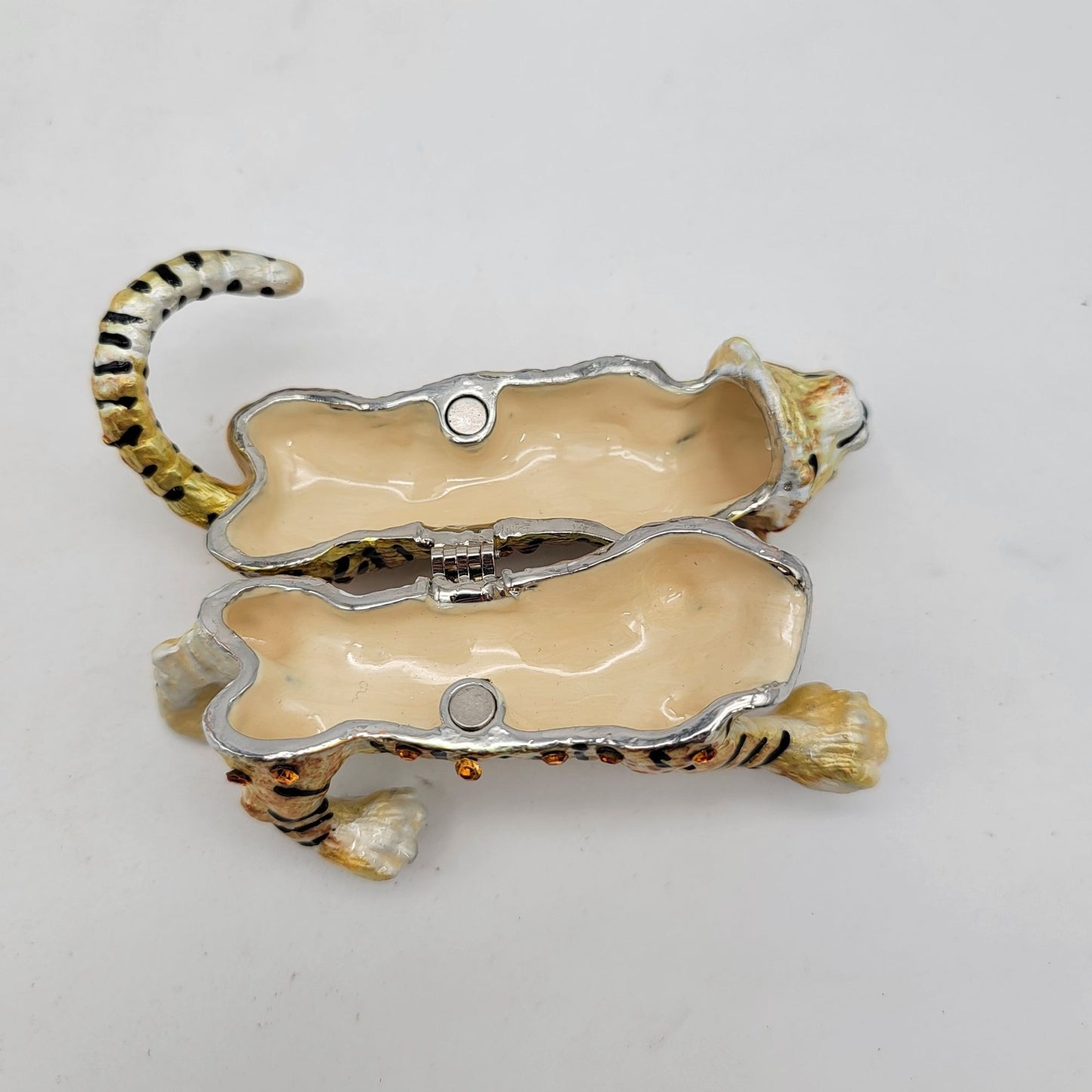Objet d Art Year of the Tiger Trinket Box 226 Art Form