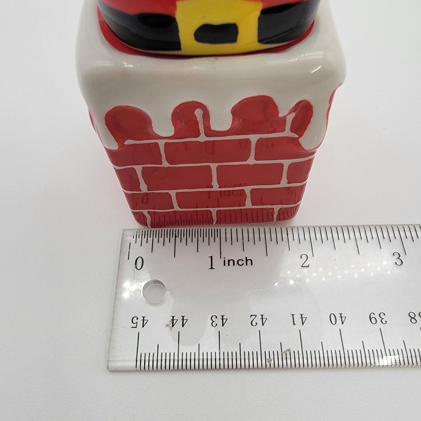 Santa In Chimney Salt & Pepper Shakers Set