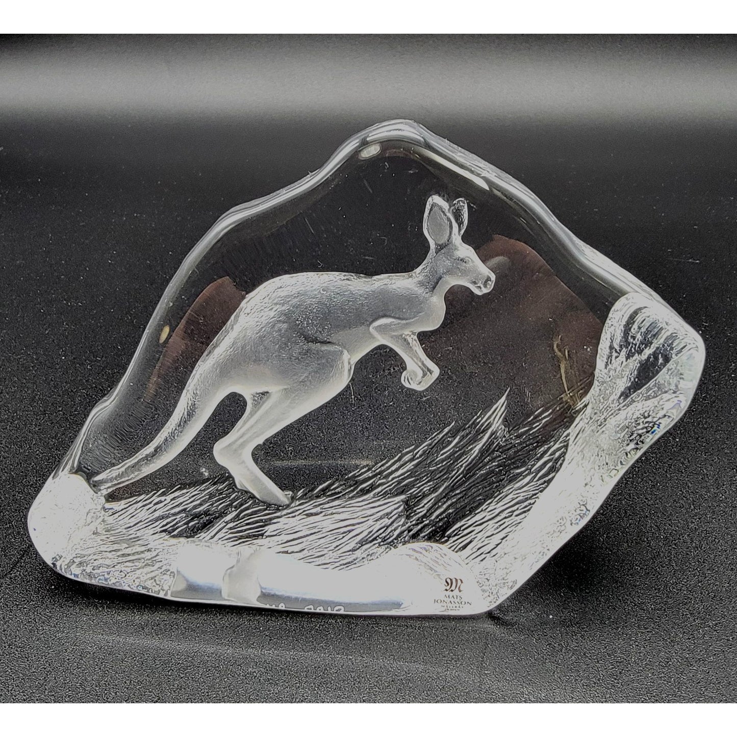 Mats Jonasson Crystal Kangaroo Paperweight Signed Sweden 3613