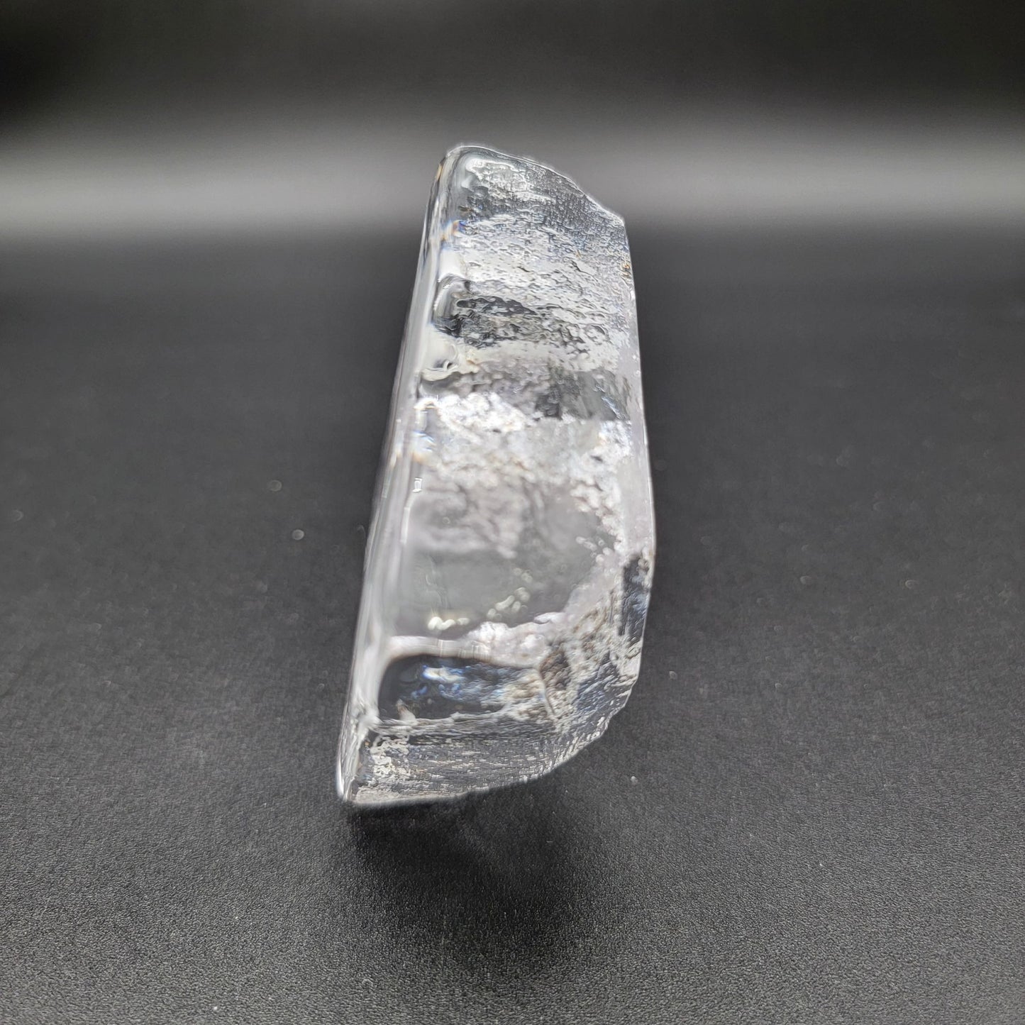 Mats Jonasson Crystal Kangaroo Paperweight Signed Sweden 3613