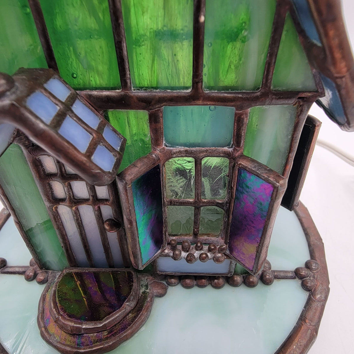 Bill Job’s "Vitreville" Collection Tiffany-Style Stained Glass House Lamp