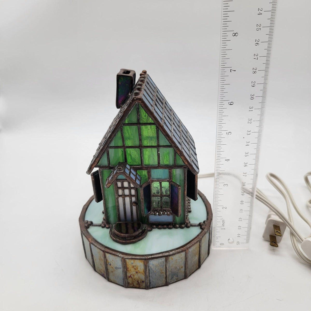 Bill Job’s "Vitreville" Collection Tiffany-Style Stained Glass House Lamp
