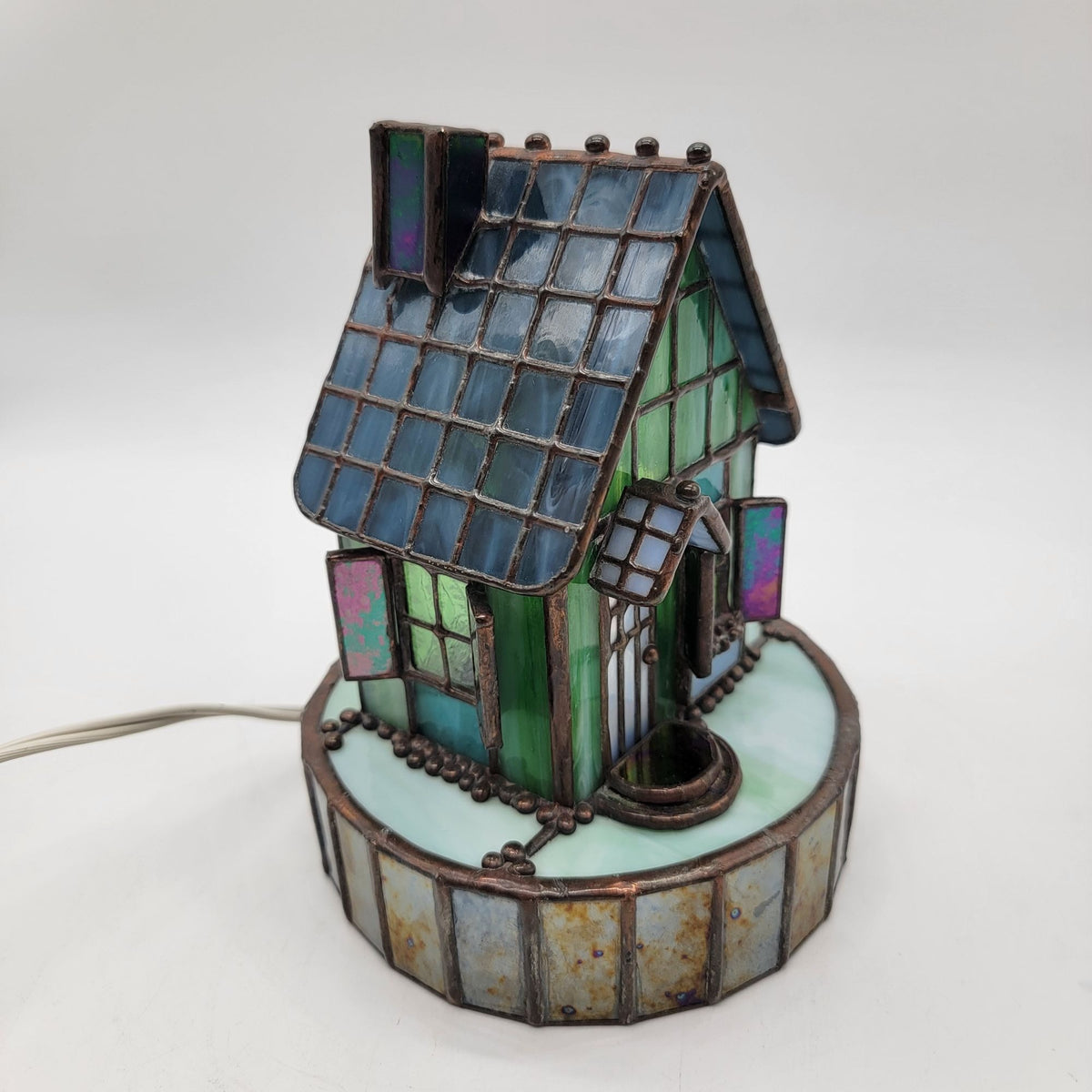 Bill Job’s "Vitreville" Collection Tiffany-Style Stained Glass House Lamp