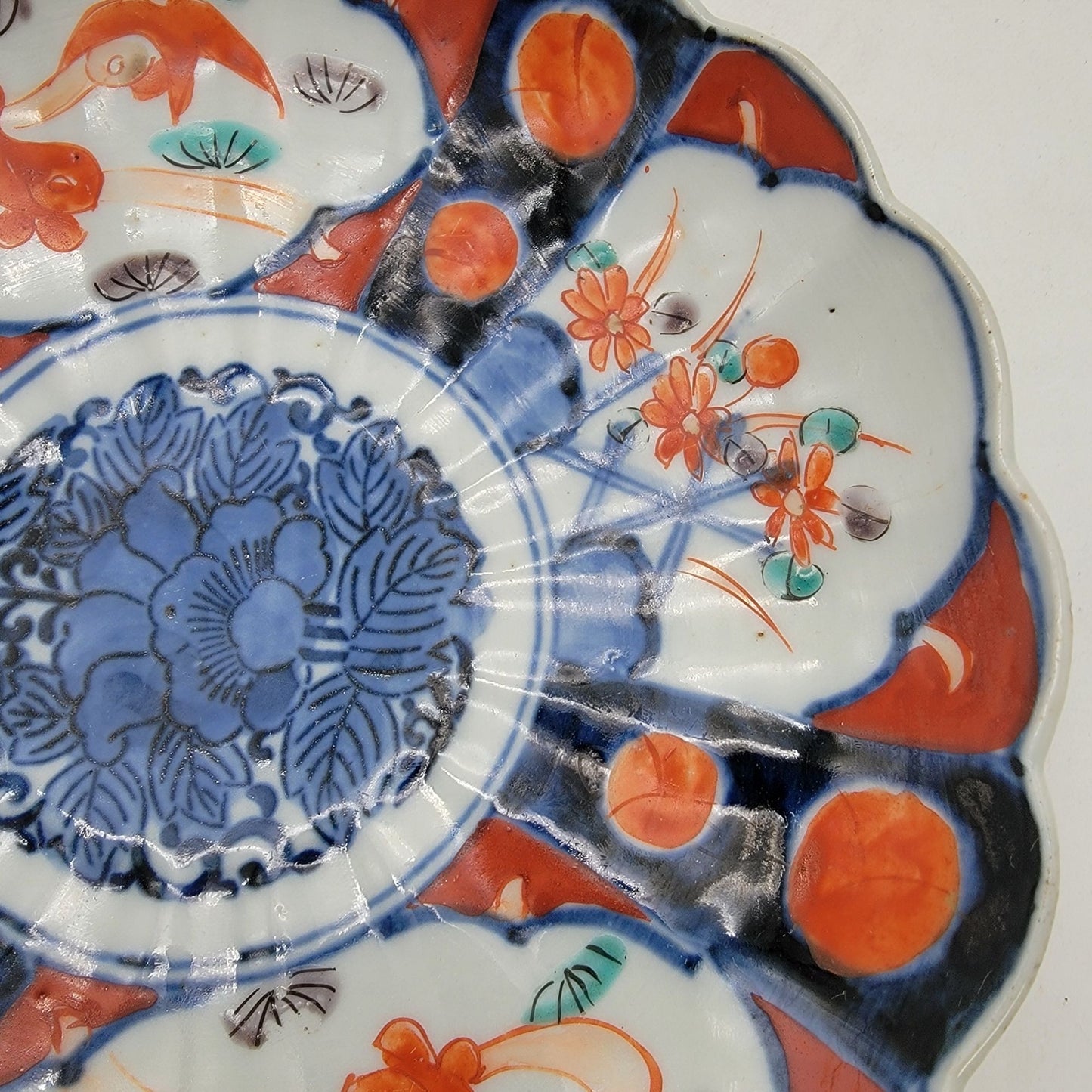 Vintage Japanese Imari Porcelain Dish With Scalloped Edges & Hand-Painted Floral & Goldfish Motif