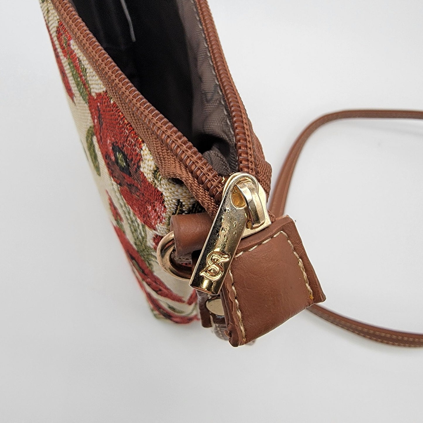 Signare Red Poppy Tapestry Crossbody Purse