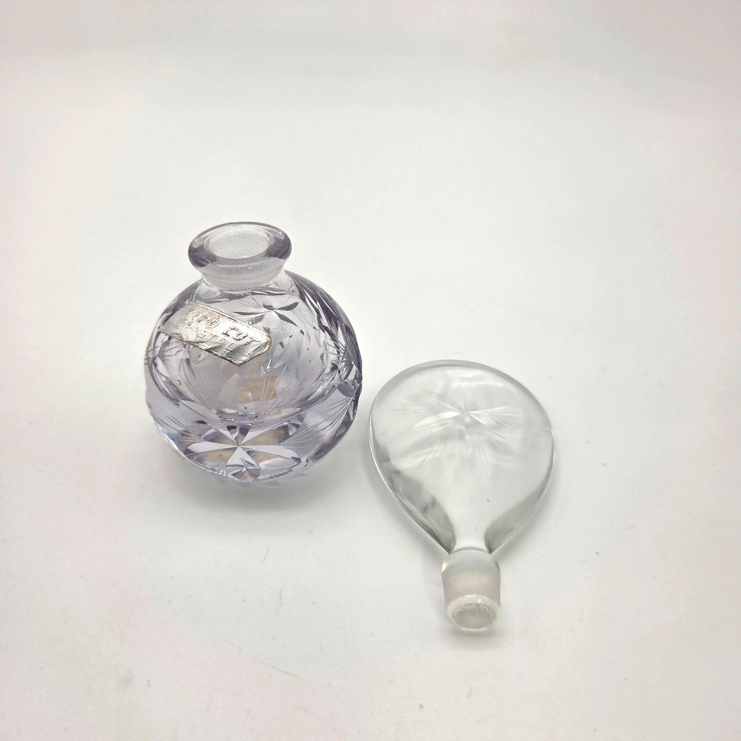 Vintage Hand Cut Crystal Perfume Bottle With Etched Stopper