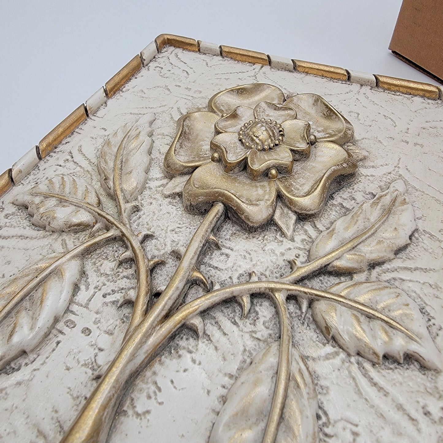 Retired Sid Dickens Memory Block T499 Tudor Rose Retailer Exclusive