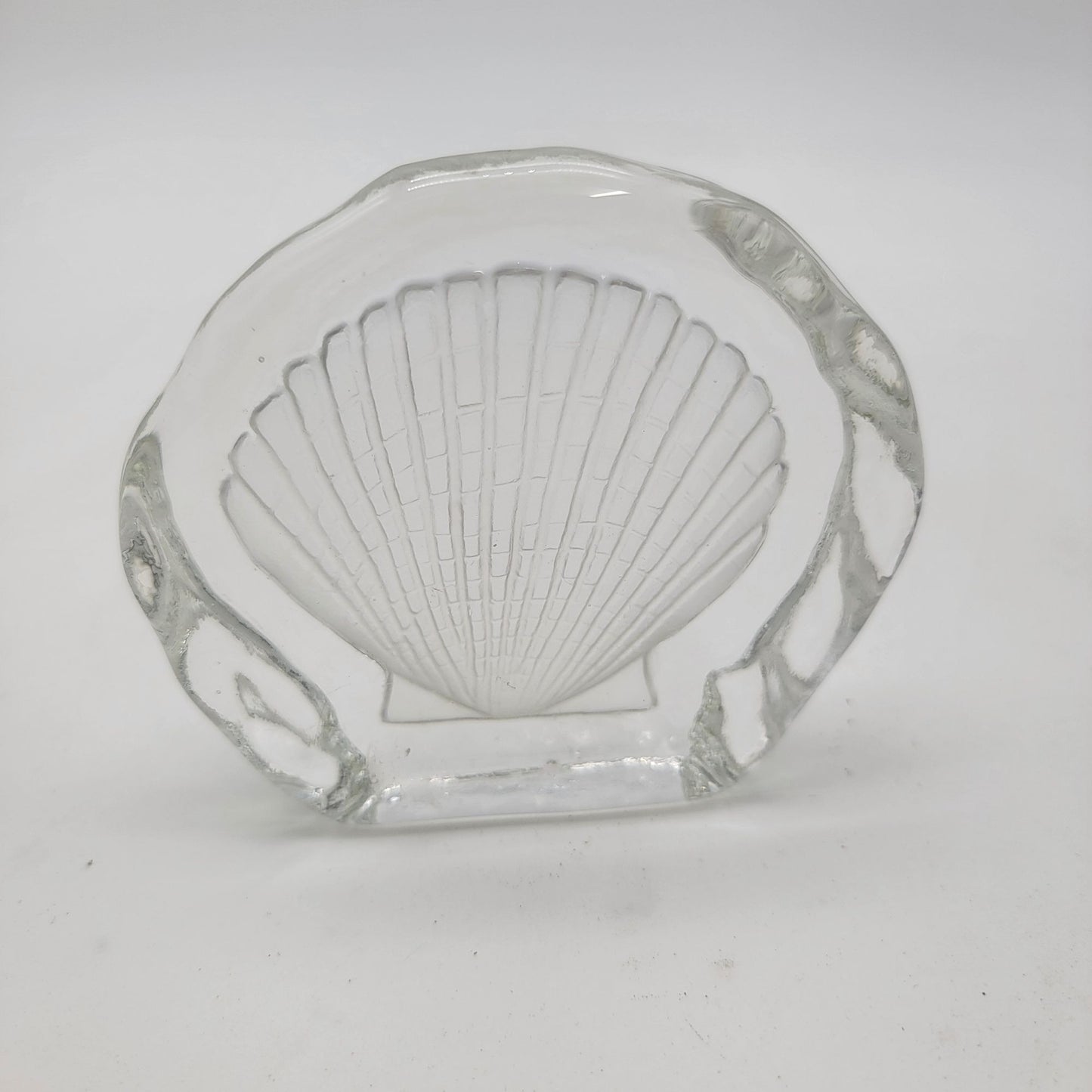 Intaglio Reverse Carved Scallop Shell Clear Glass Paperweight