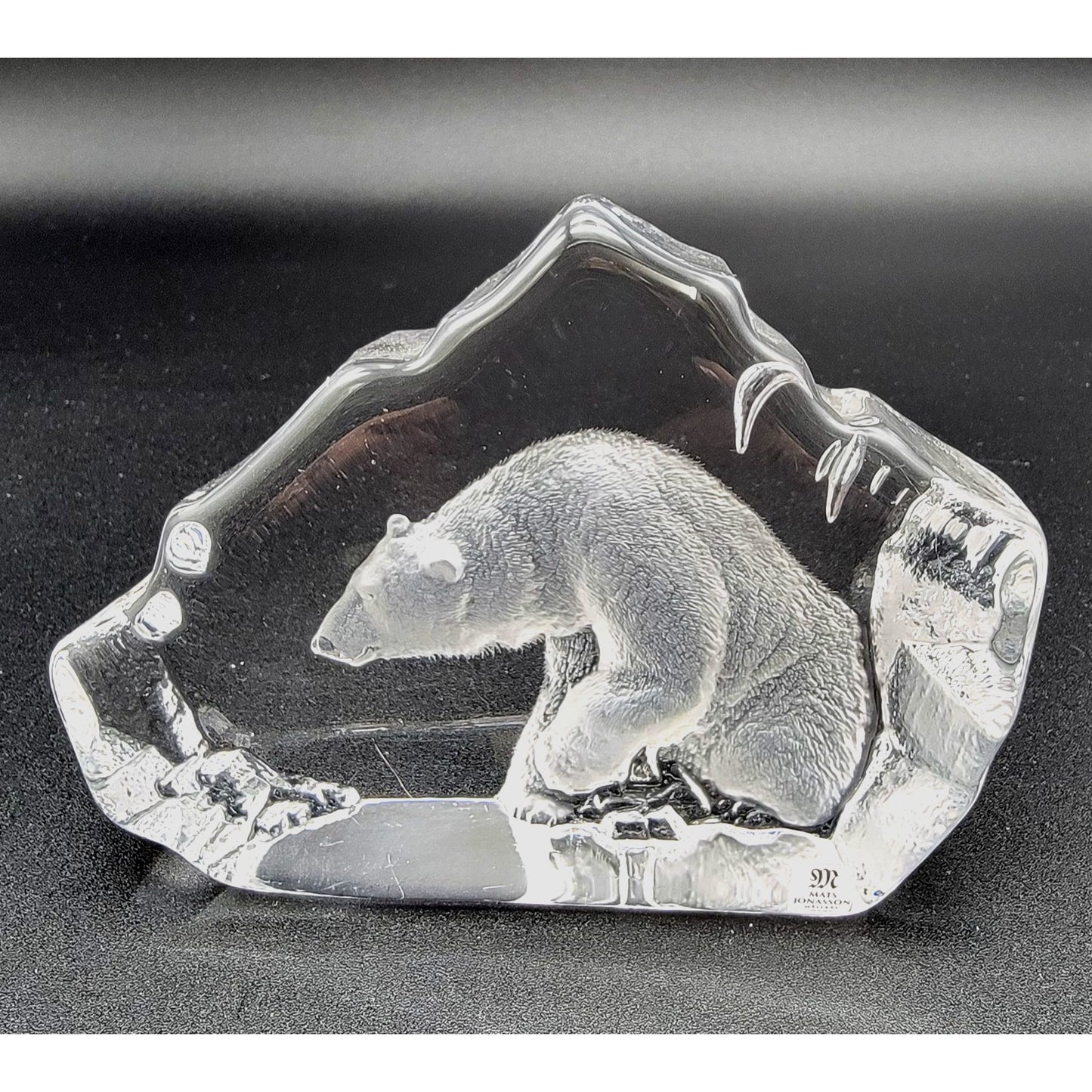 Mats Jonasson Crystal Polar Bear Paperweight Signed MJ Sweden 3598