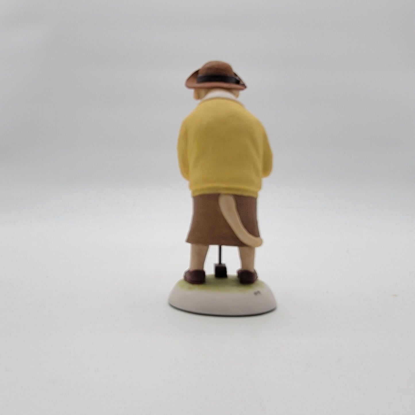 Robert Harrop Country Companions Yellow Labrador CC58B Figurine