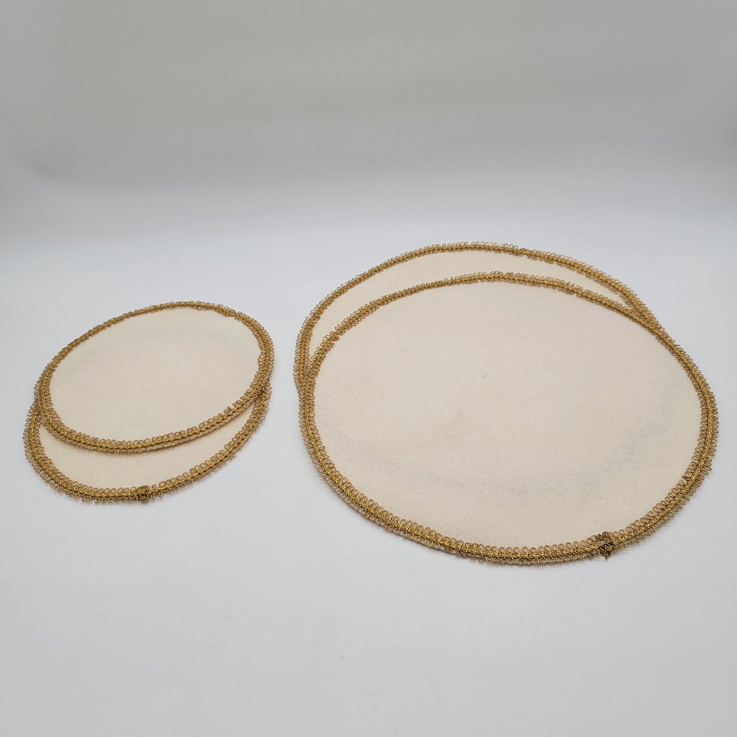 Vintage 1970s Gold Metallic Trim Kitschy Holiday Felt Placemats & Doily Set - 4pcs