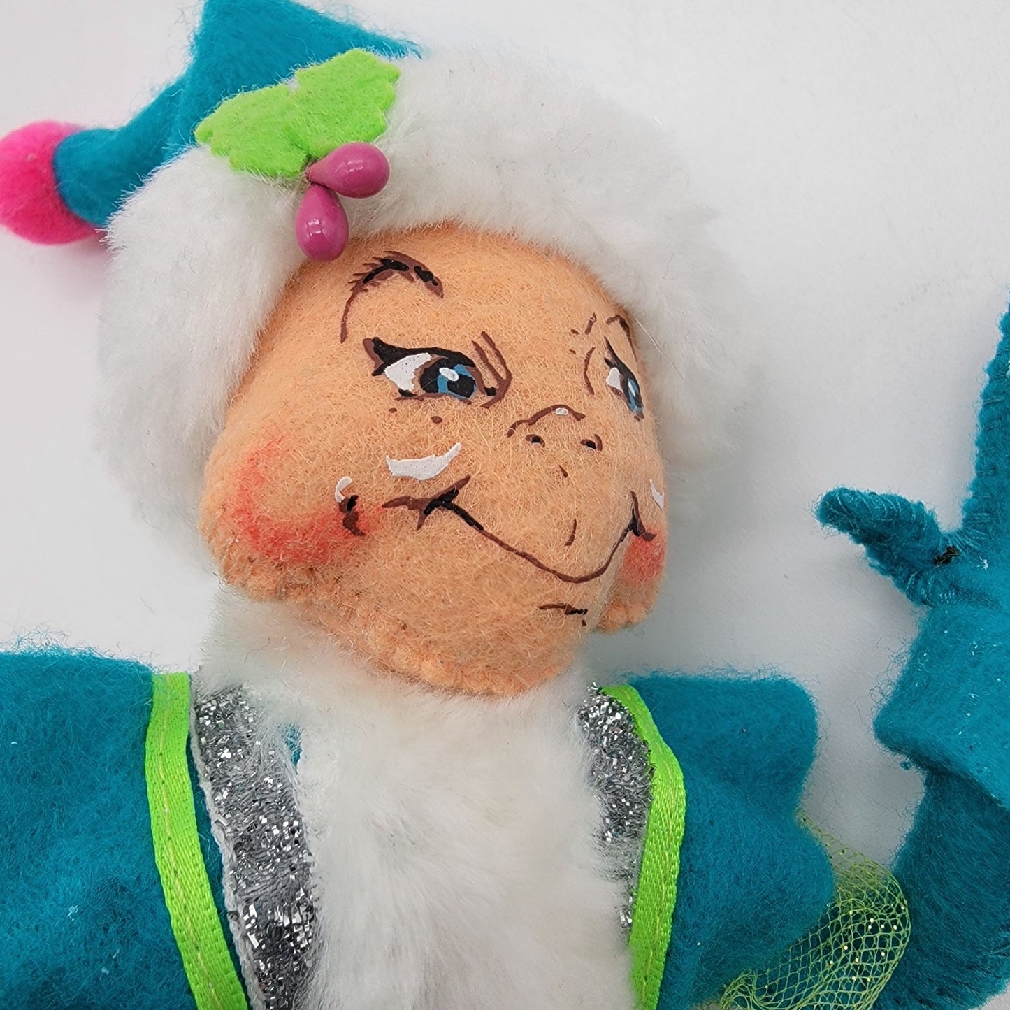 Annalee Vintage 11" Winter Whimsy Boy Elf Doll With Festive Outfit