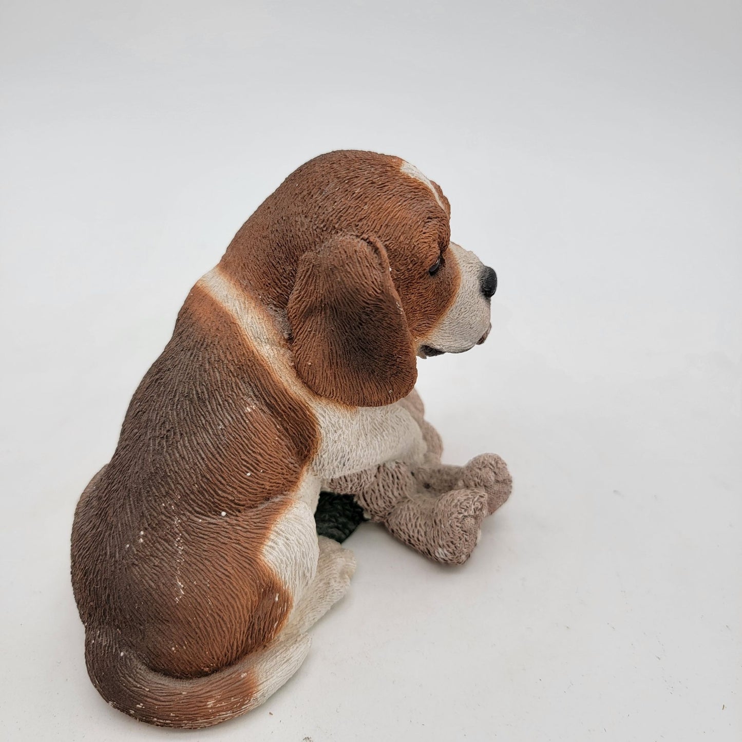 Living Stone Beagle Puppy & Bunny Figurine