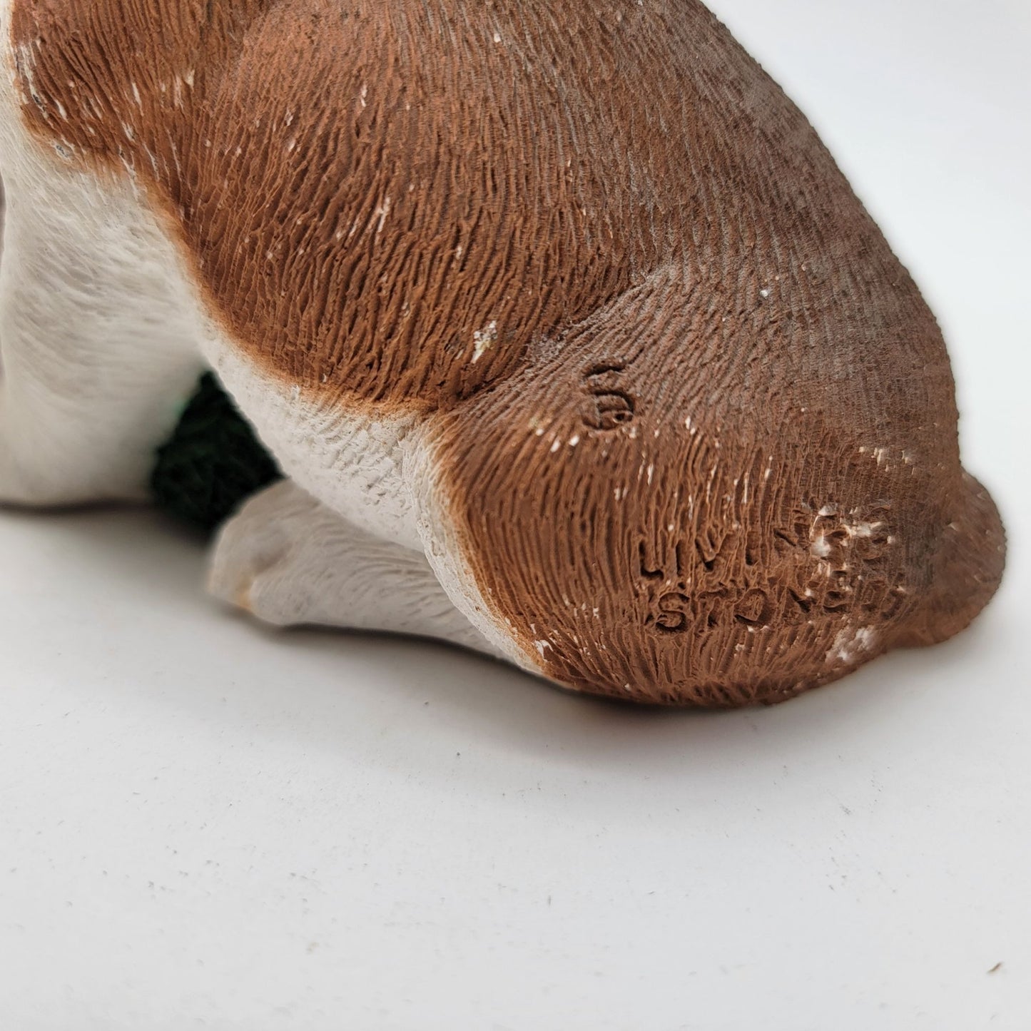 Living Stone Beagle Puppy & Bunny Figurine