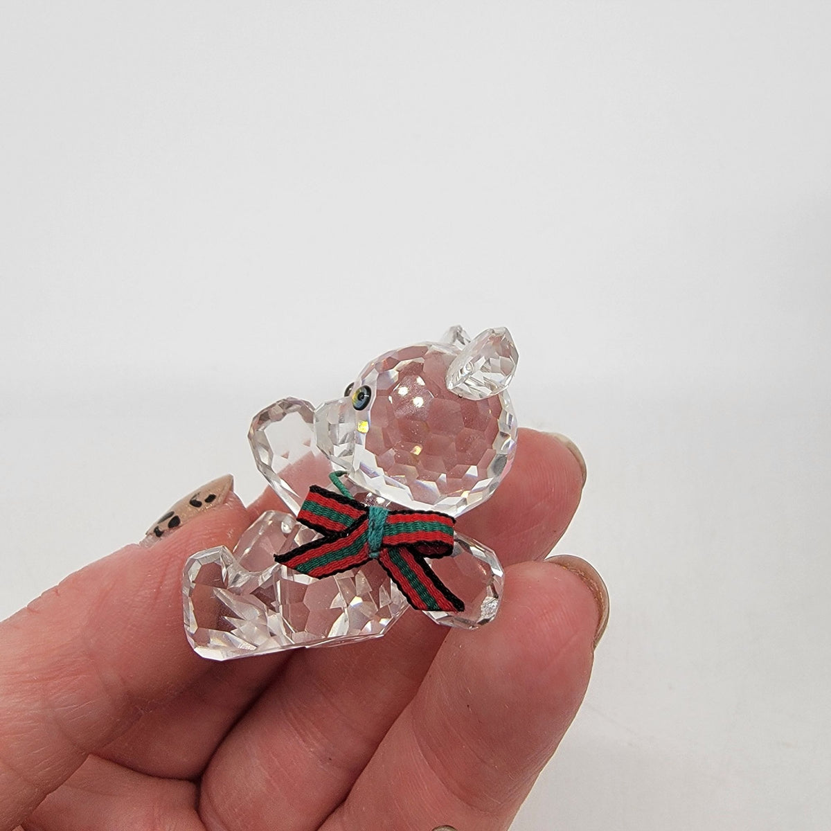 Vintage Swarovski Crystal Reclining Kris Bear Figurine With Box