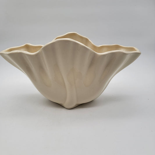 Vintage Metlox Potteries #751 Ruffled Fan Vase Planter