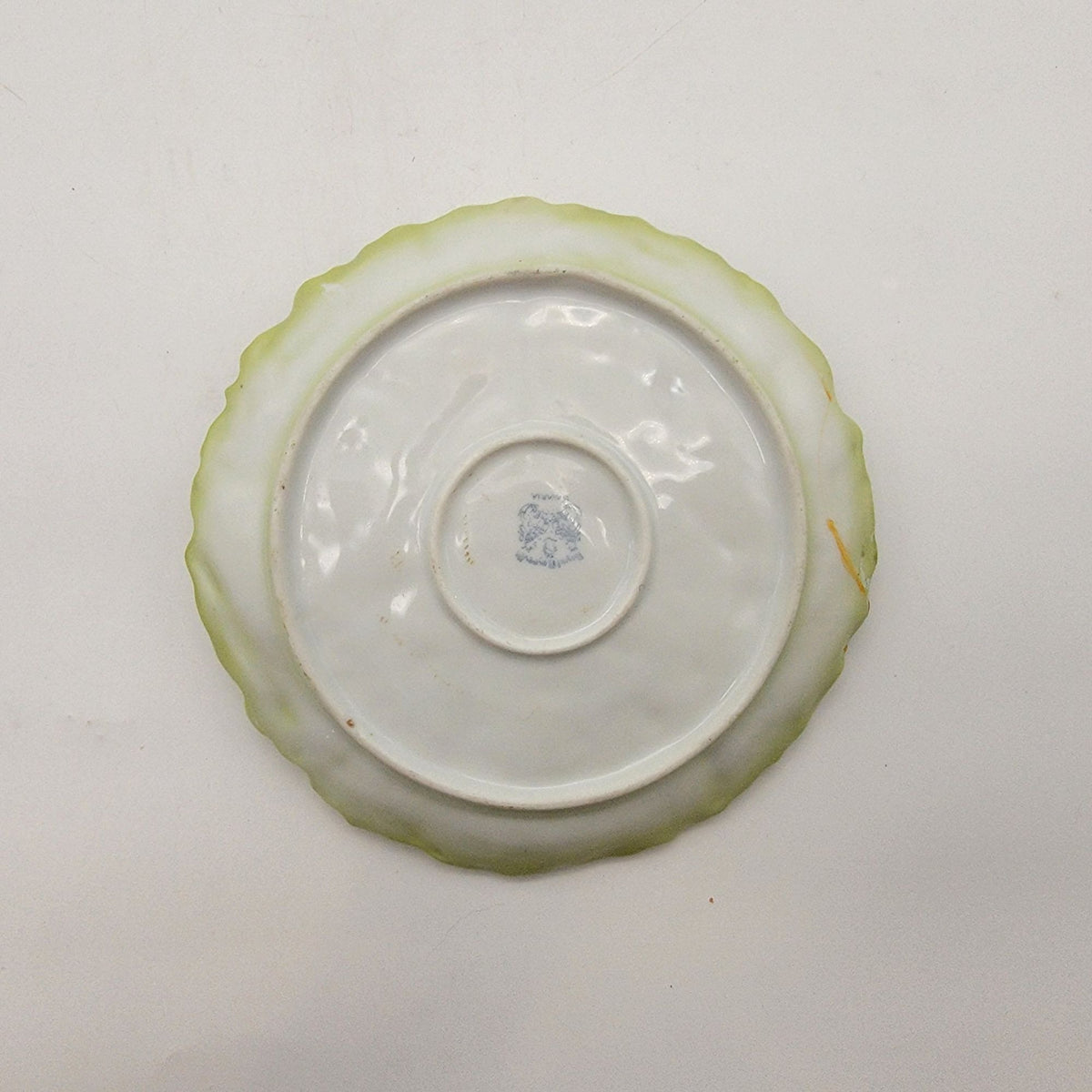 Antique Royal Bayreuth Cabbage Leaf Porcelain Nappy Dish As Found