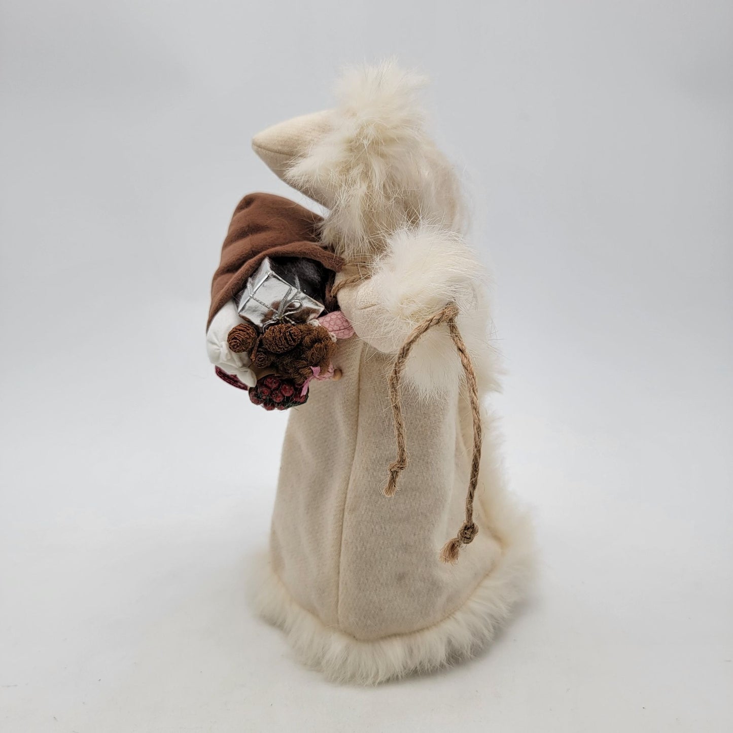 White Old World Santa Claus Christmas Decor