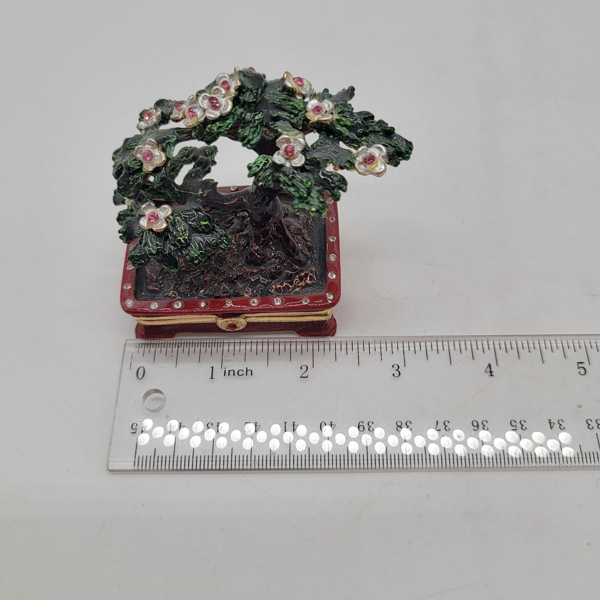 Objet d'art Bonsai Trinket Box No. 36