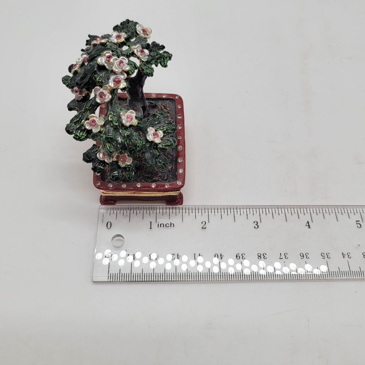 Objet d'art Bonsai Trinket Box No. 36